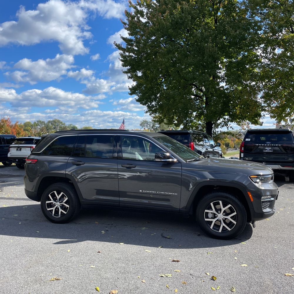 2025 Jeep Grand Cherokee Limited