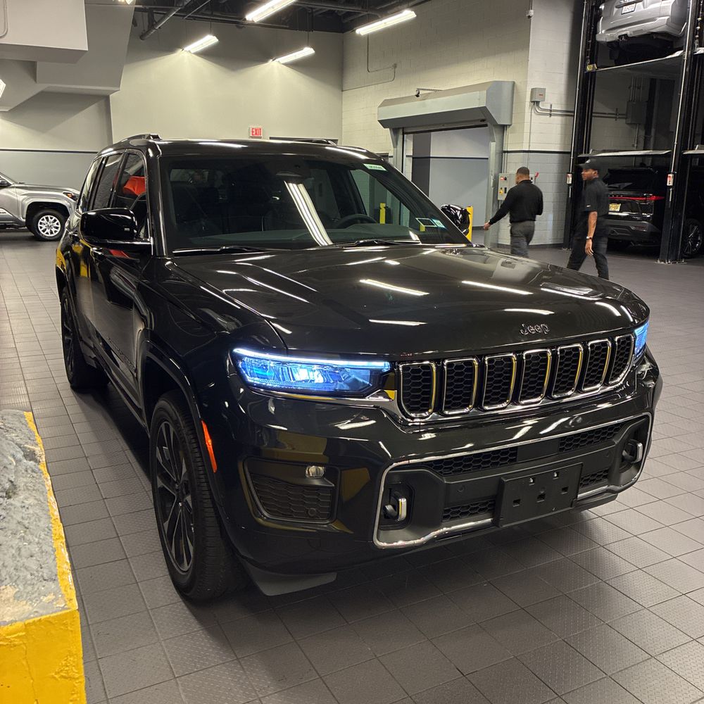 2023 Jeep Grand Cherokee Overland