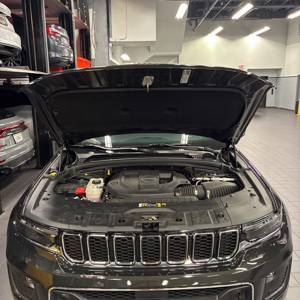 2023 Jeep Grand Cherokee Overland