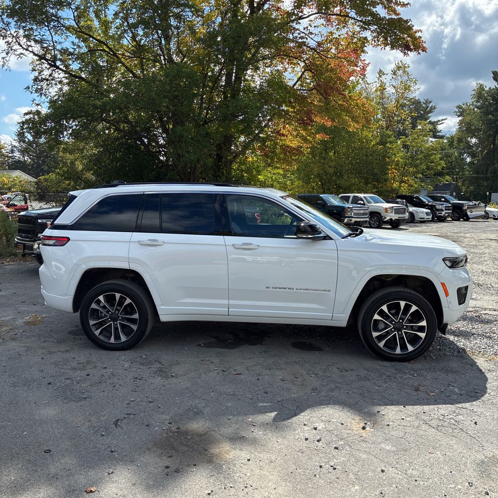 2024 Jeep Grand Cherokee Overland