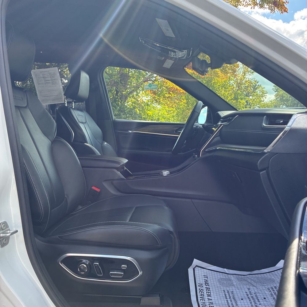 2024 Jeep Grand Cherokee Overland