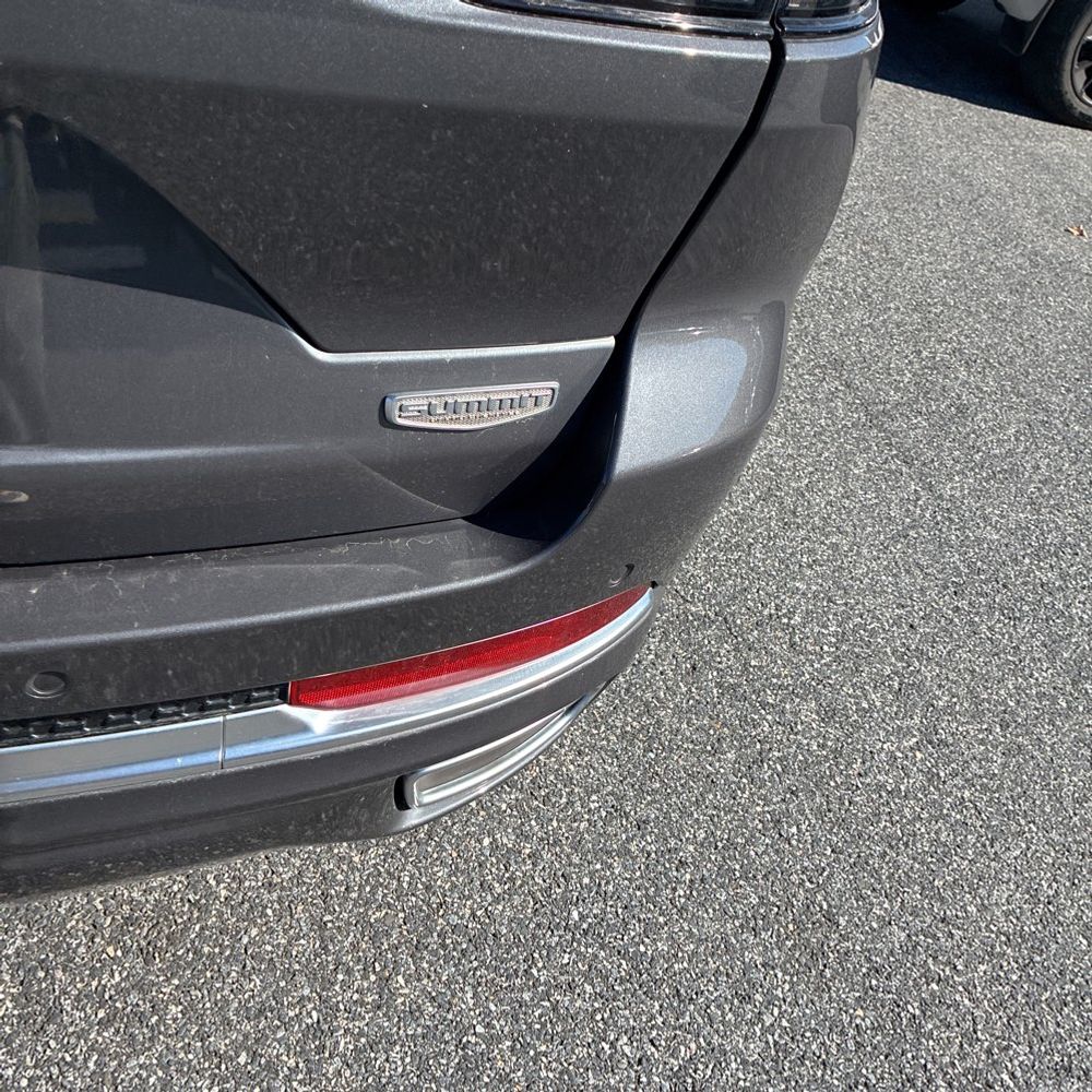2023 Jeep Grand Cherokee Summit Reserve