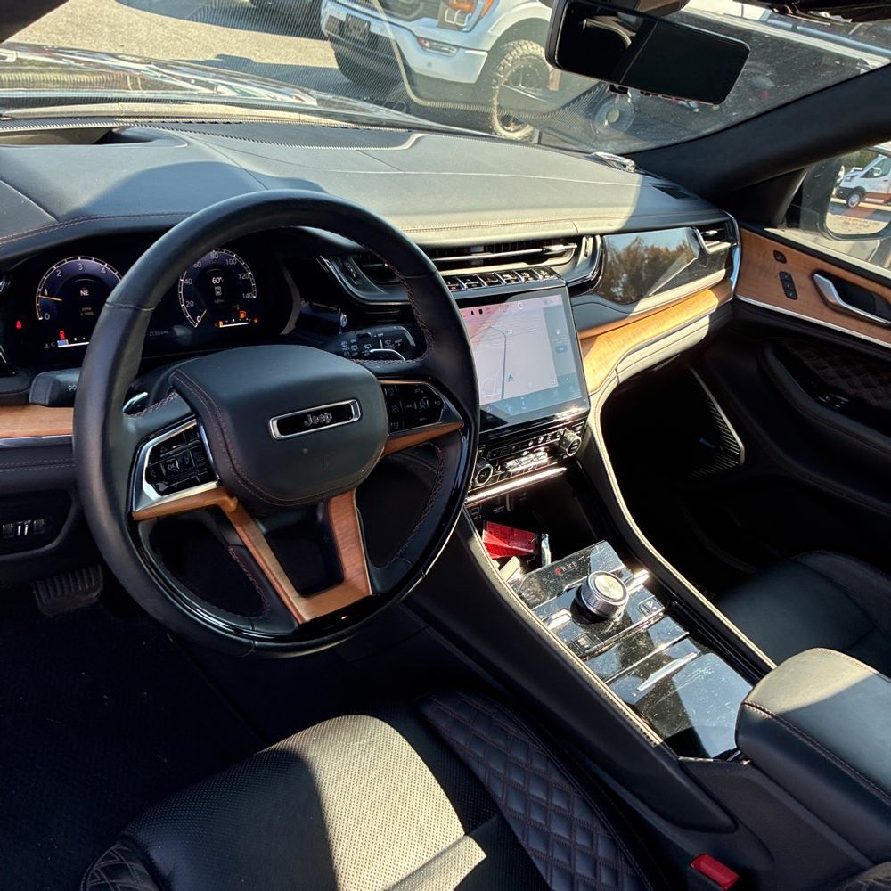 2023 Jeep Grand Cherokee Summit Reserve