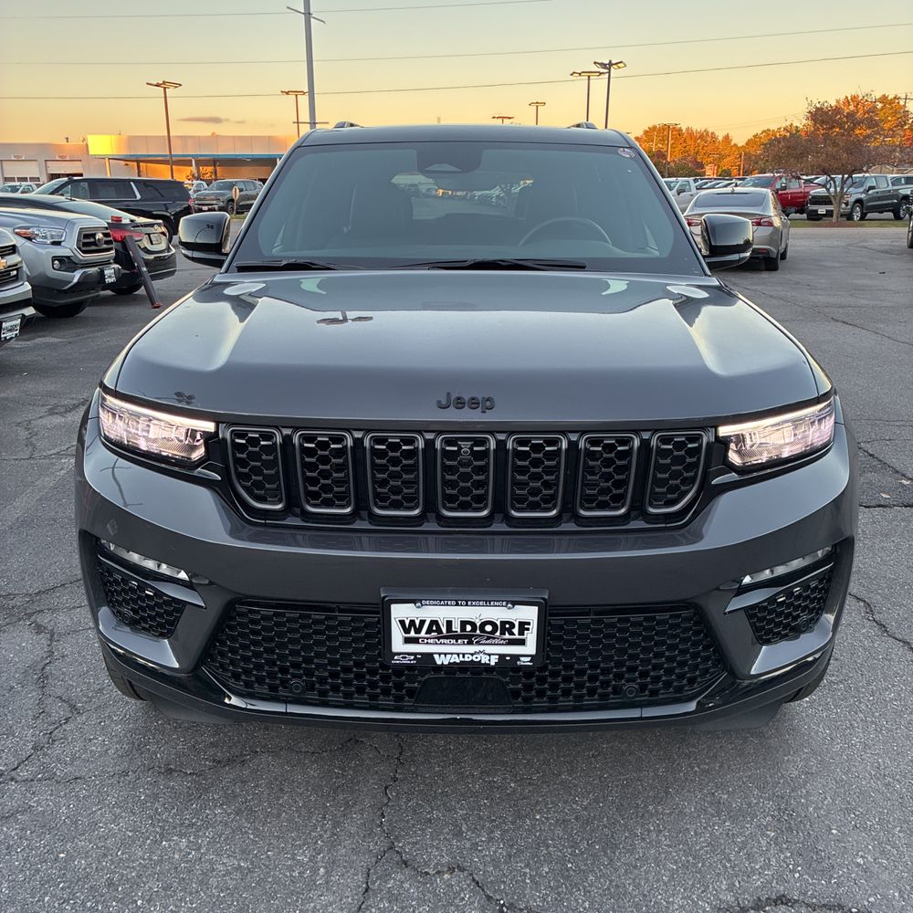 2025 Jeep Grand Cherokee Summit