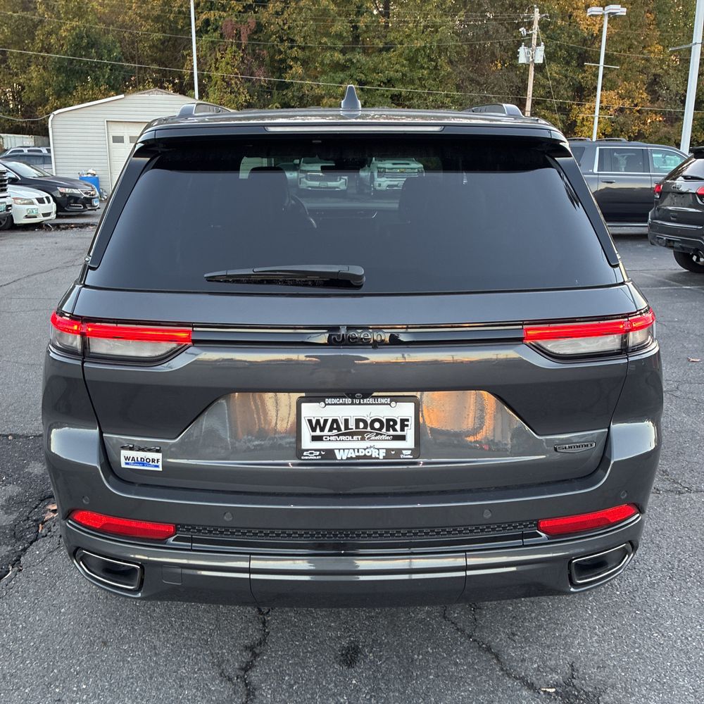 2025 Jeep Grand Cherokee Summit