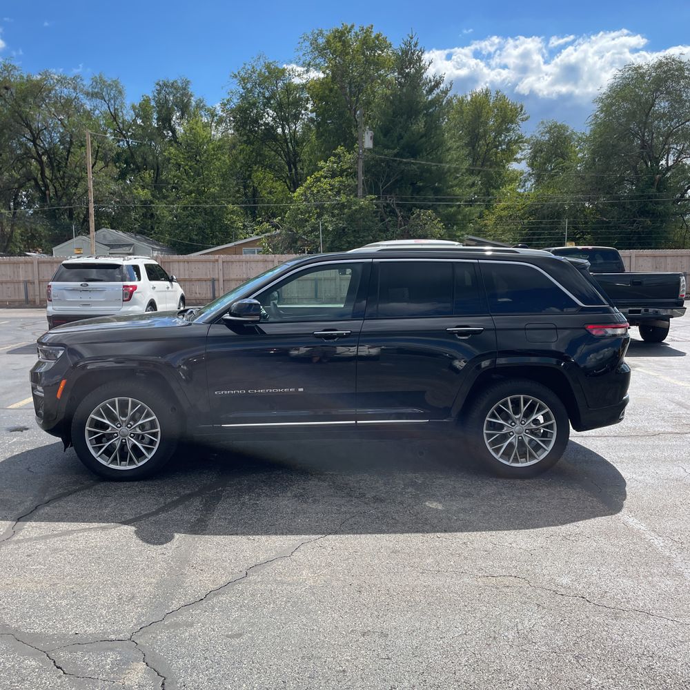 2024 Jeep Grand Cherokee Summit