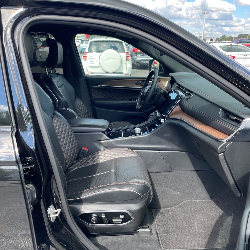 2024 Jeep Grand Cherokee Summit