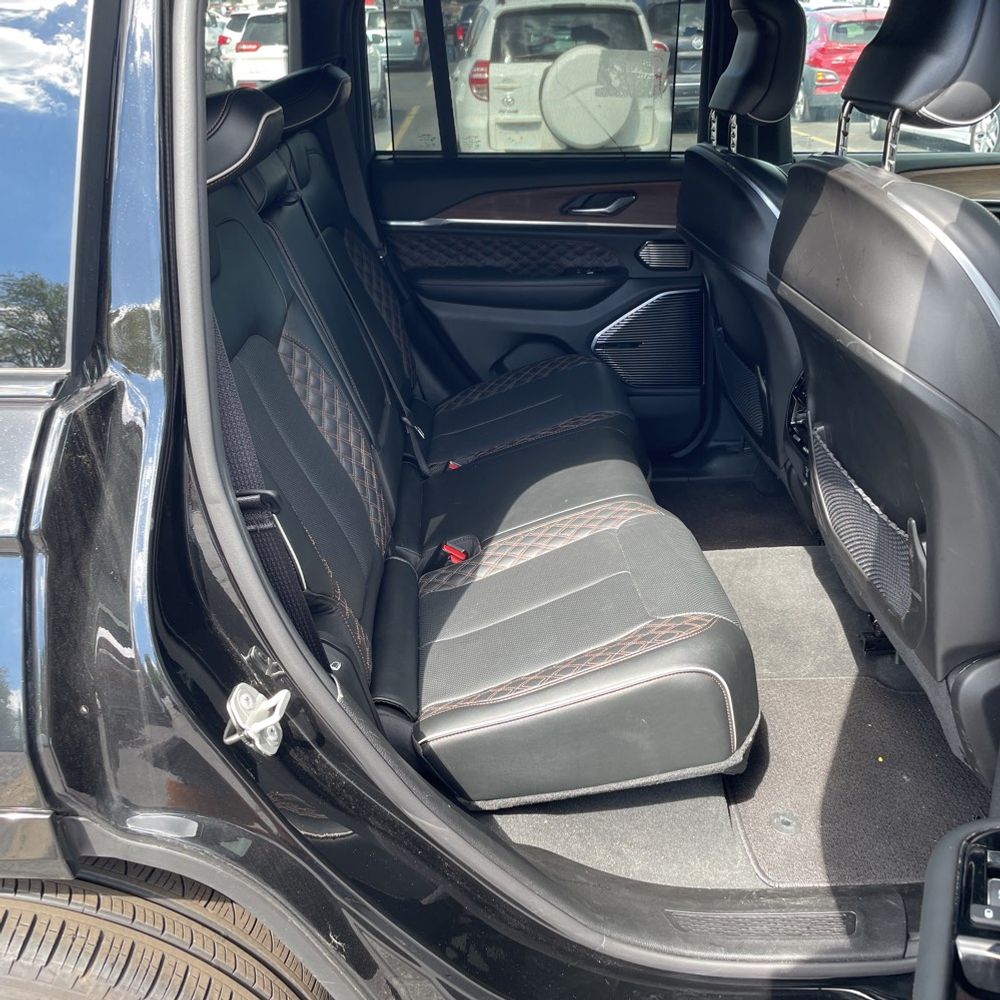 2024 Jeep Grand Cherokee Summit