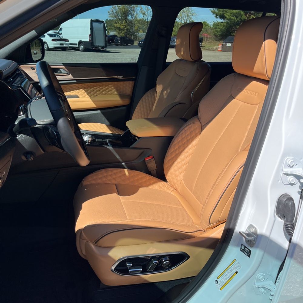 2025 Jeep Grand Cherokee L Summit
