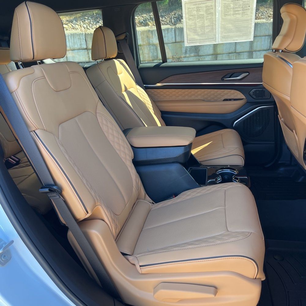 2025 Jeep Grand Cherokee L Summit