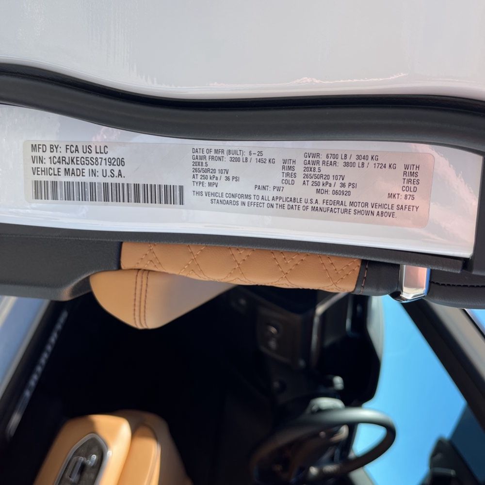 2025 Jeep Grand Cherokee L Summit