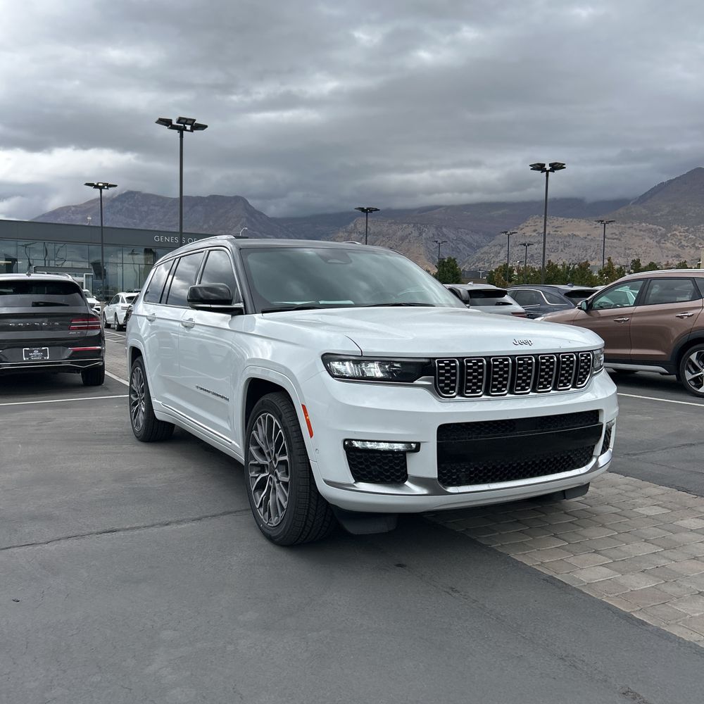 2023 Jeep Grand Cherokee L Summit Reserve