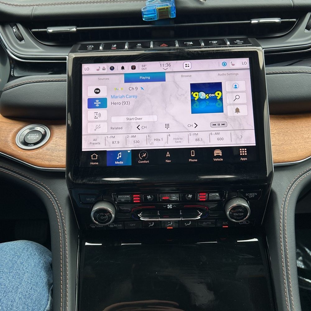 2023 Jeep Grand Cherokee L Summit Reserve