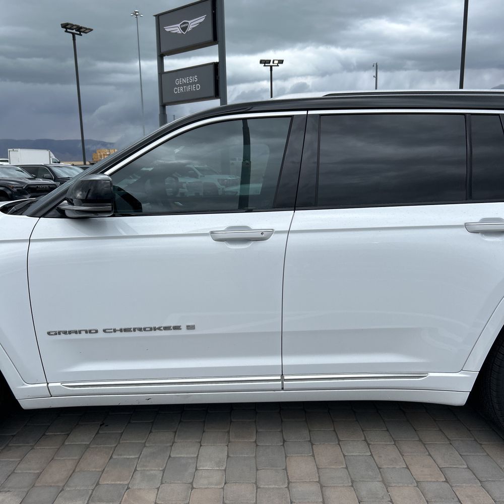 2023 Jeep Grand Cherokee L Summit Reserve