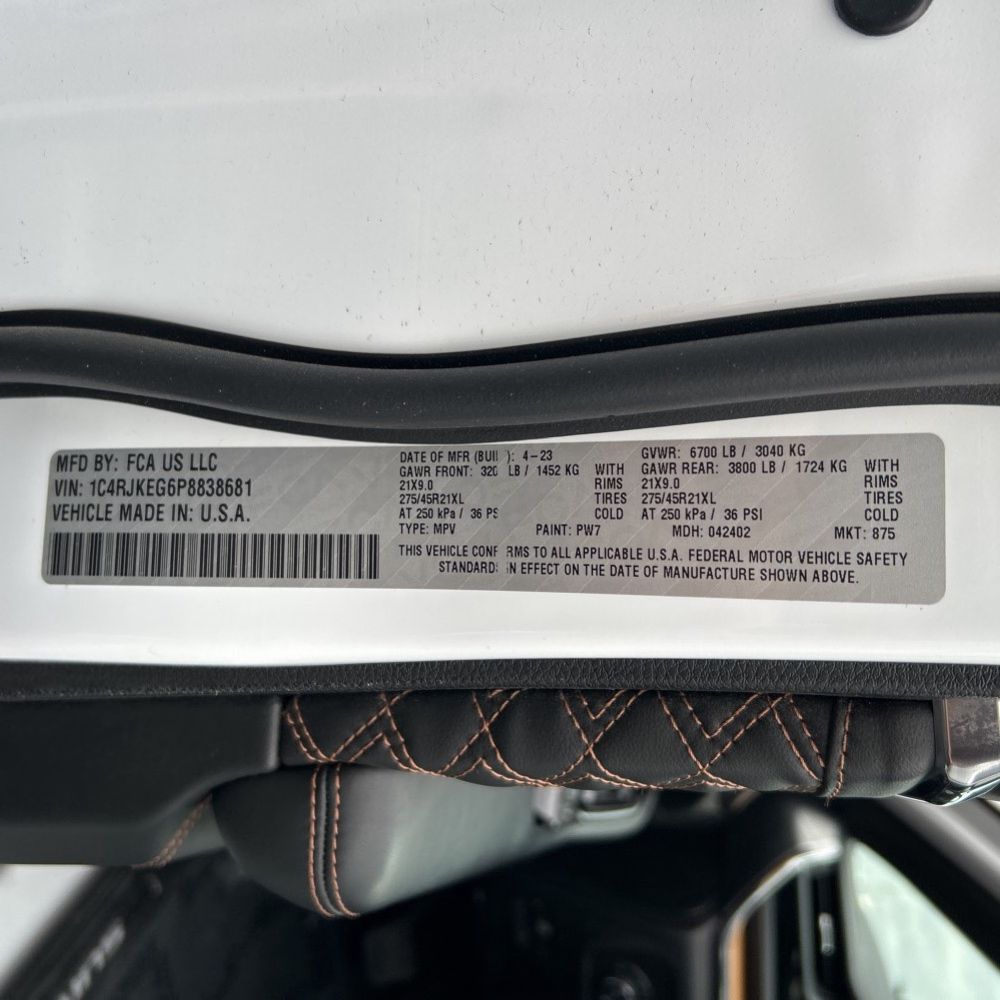 2023 Jeep Grand Cherokee L Summit Reserve