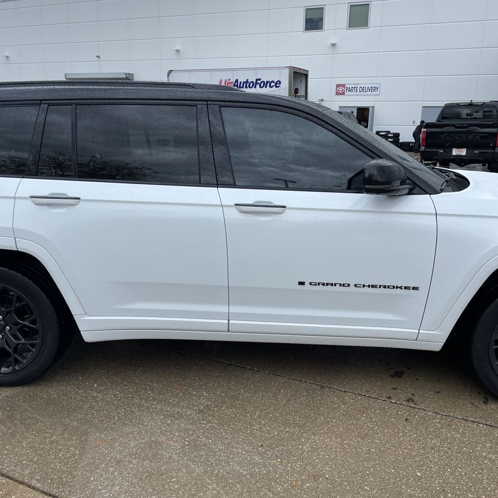 2025 Jeep Grand Cherokee L Summit