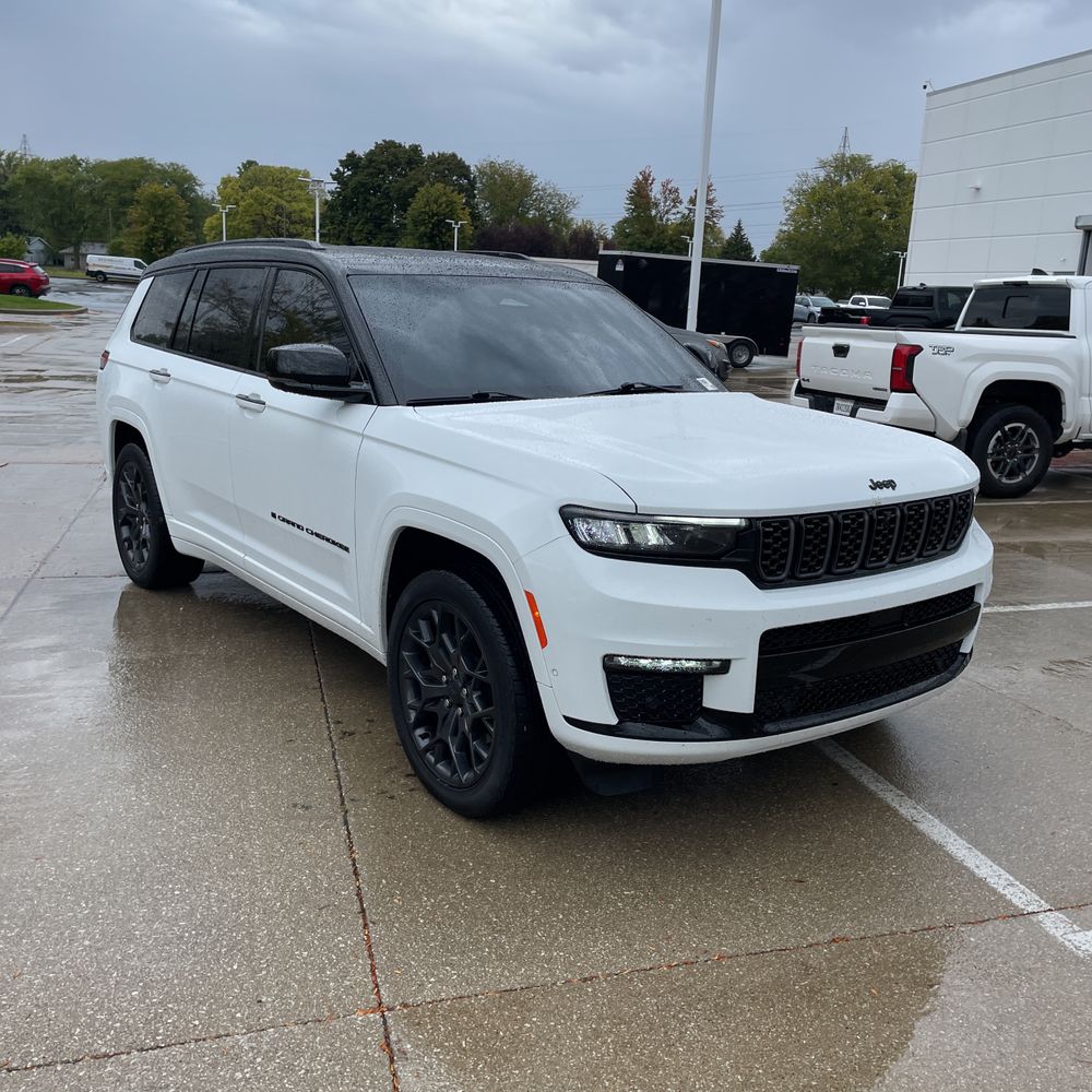 2025 Jeep Grand Cherokee L Summit