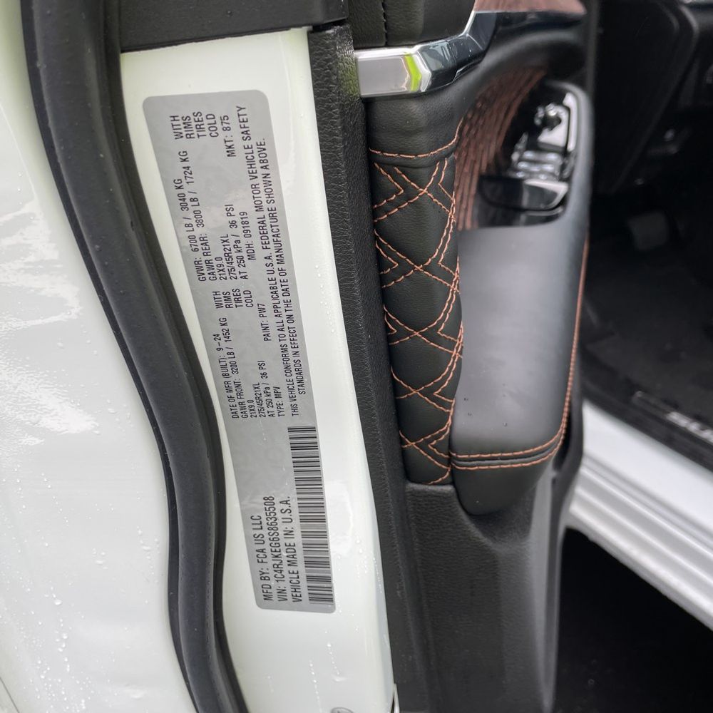 2025 Jeep Grand Cherokee L Summit