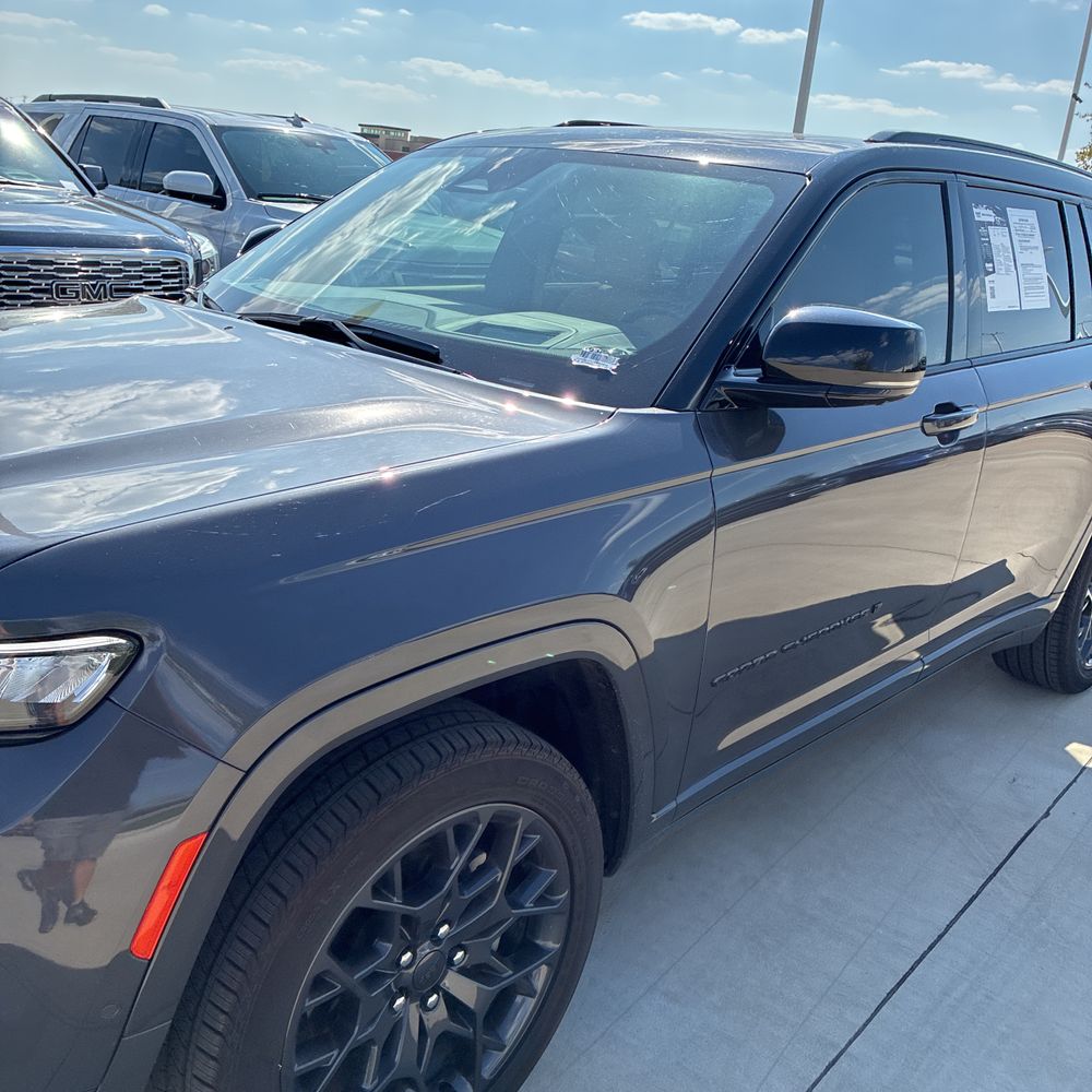 2024 Jeep Grand Cherokee L Summit