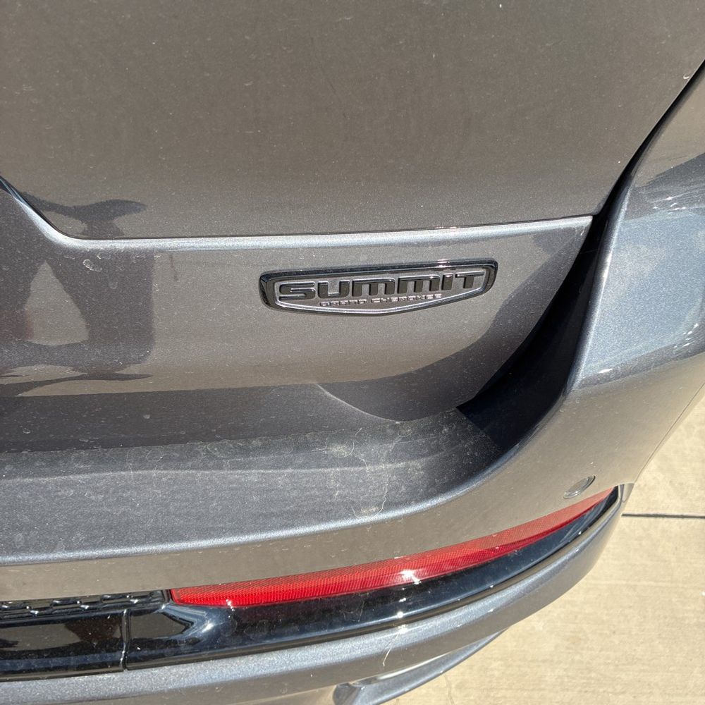 2024 Jeep Grand Cherokee L Summit