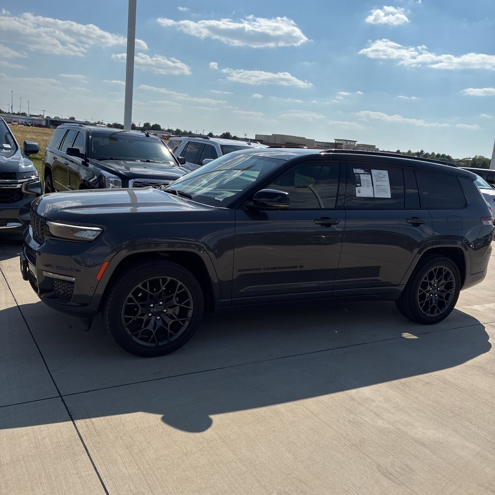 2024 Jeep Grand Cherokee L Summit