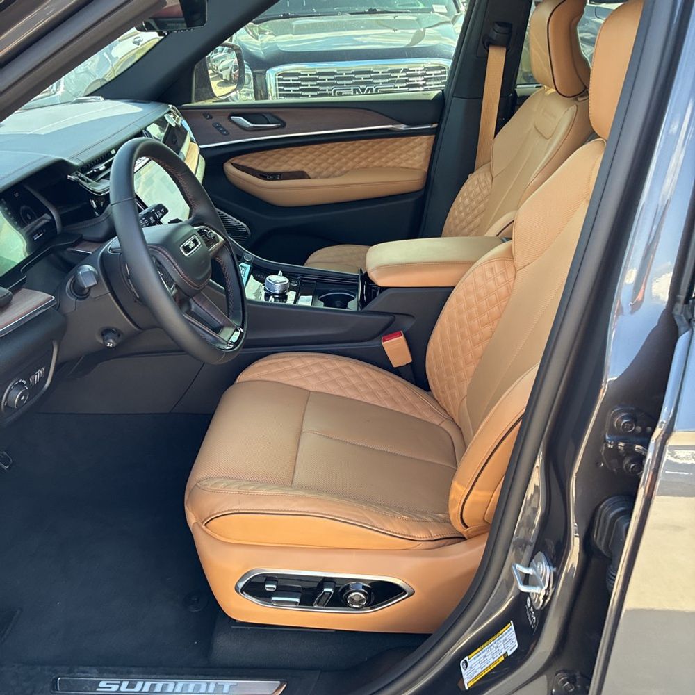 2024 Jeep Grand Cherokee L Summit