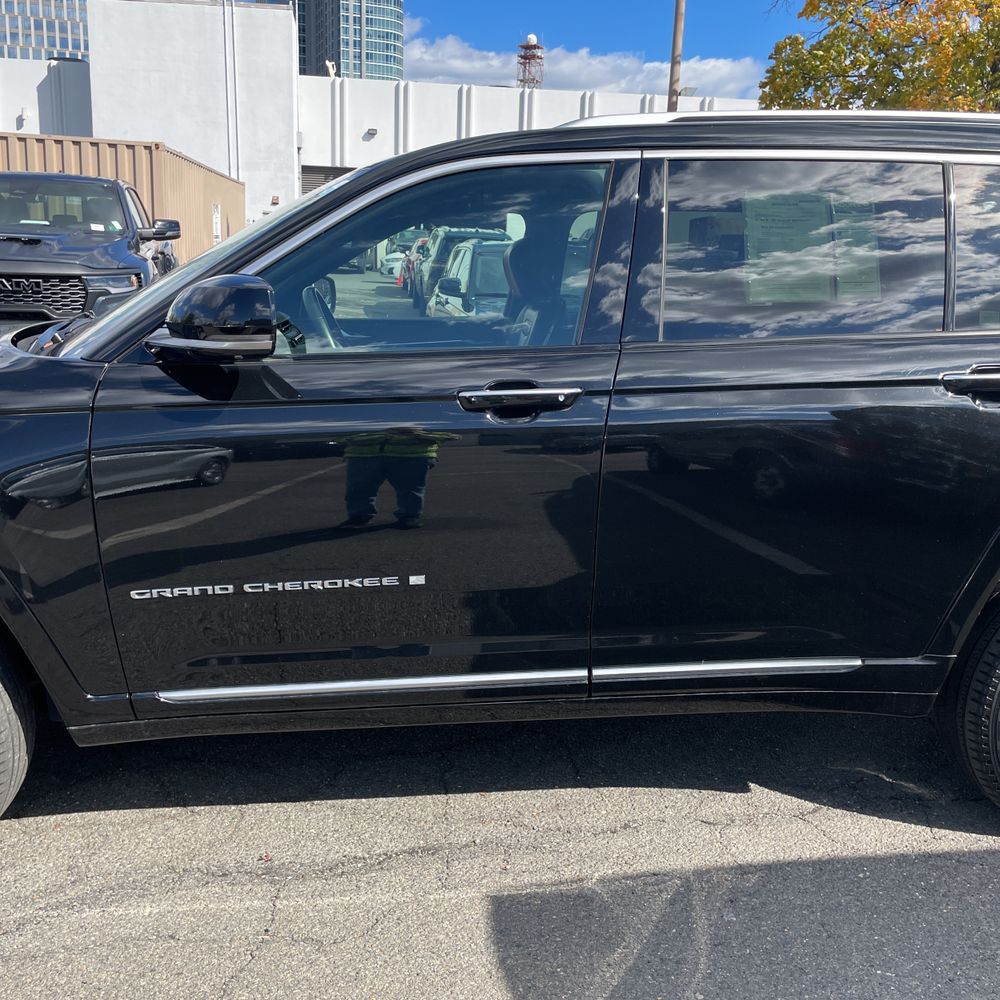 2022 Jeep Grand Cherokee L Summit