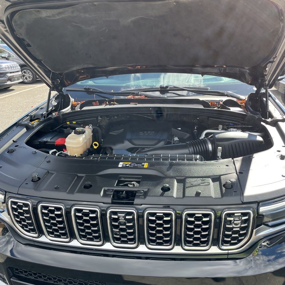 2022 Jeep Grand Cherokee L Summit