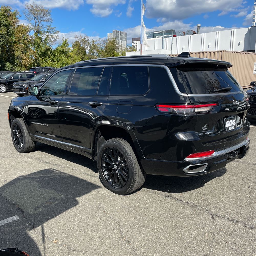 2022 Jeep Grand Cherokee L Summit
