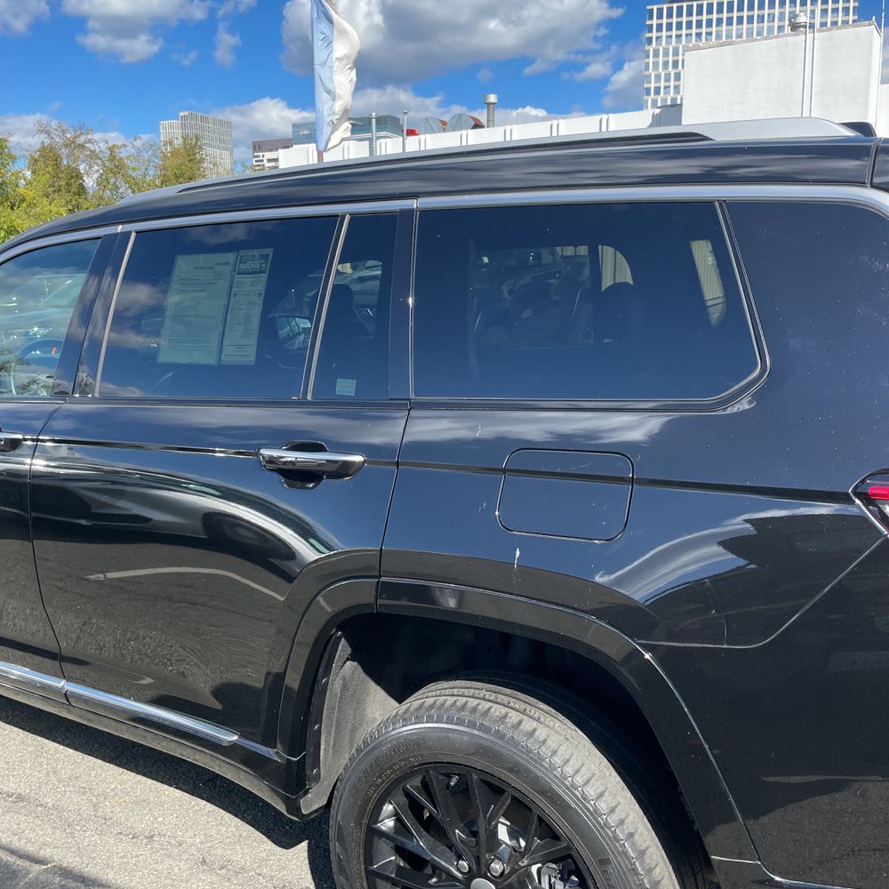2022 Jeep Grand Cherokee L Summit