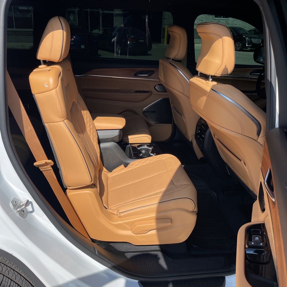 2022 Jeep Grand Cherokee L Summit Reserve