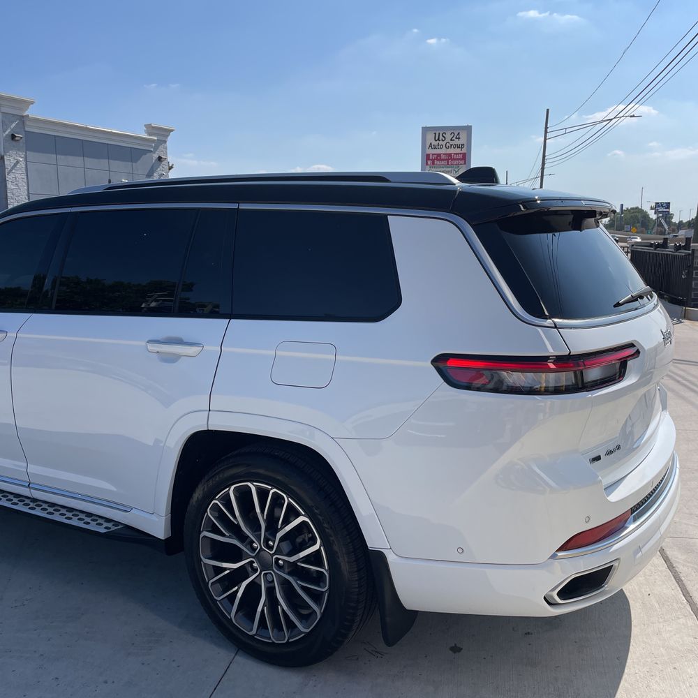 2022 Jeep Grand Cherokee L Summit Reserve