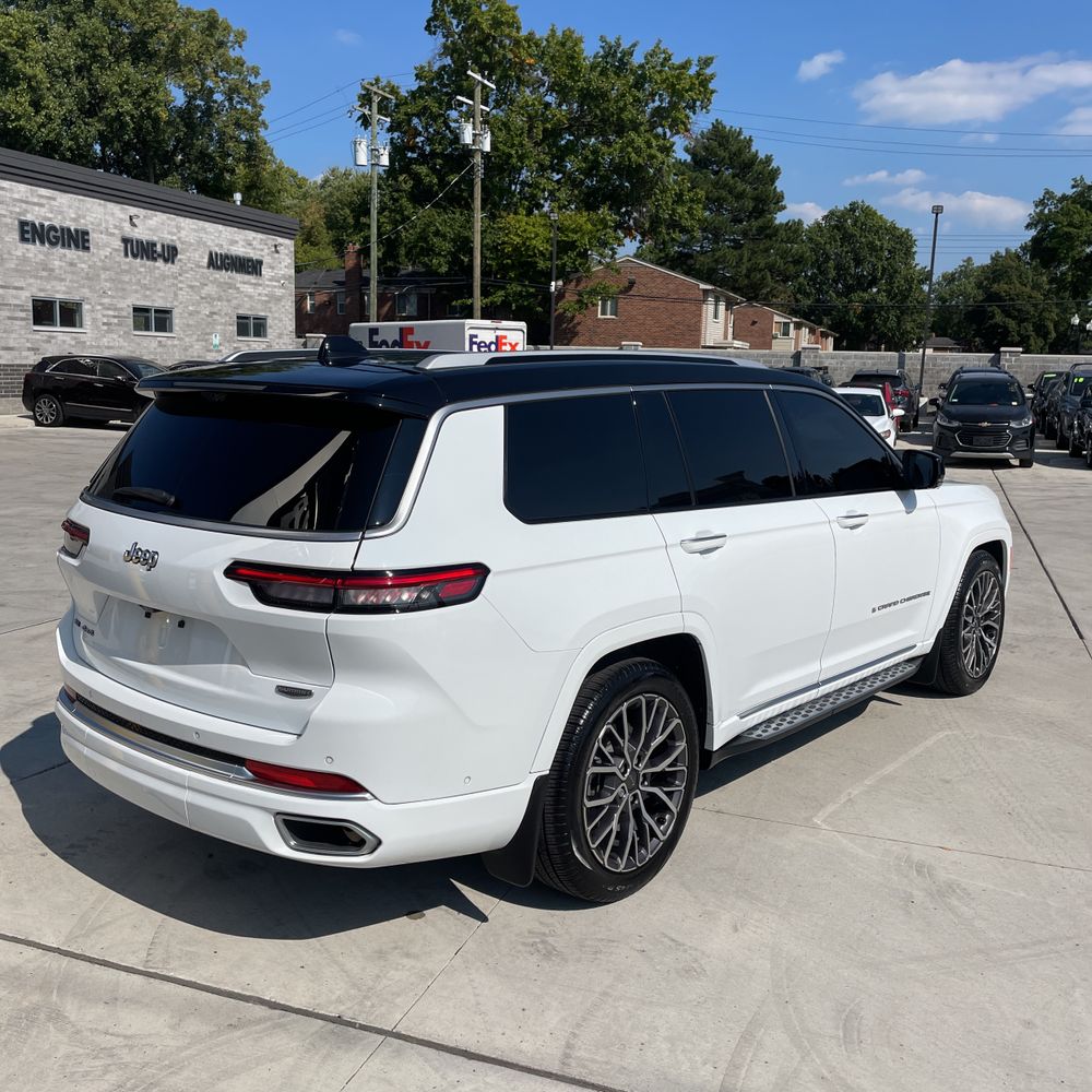 2022 Jeep Grand Cherokee L Summit Reserve