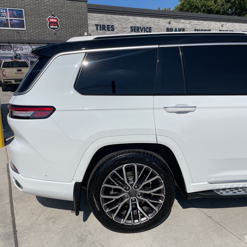 2022 Jeep Grand Cherokee L Summit Reserve