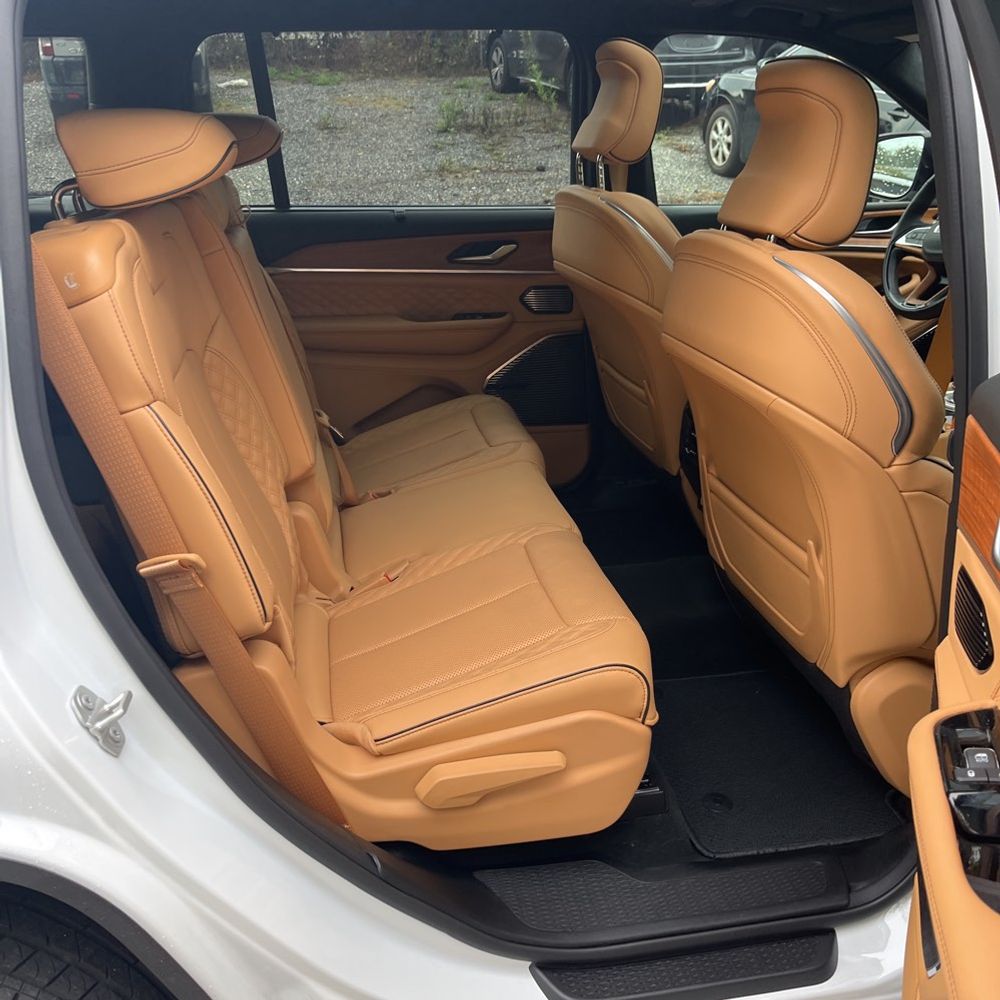 2024 Jeep Grand Cherokee L Summit Reserve