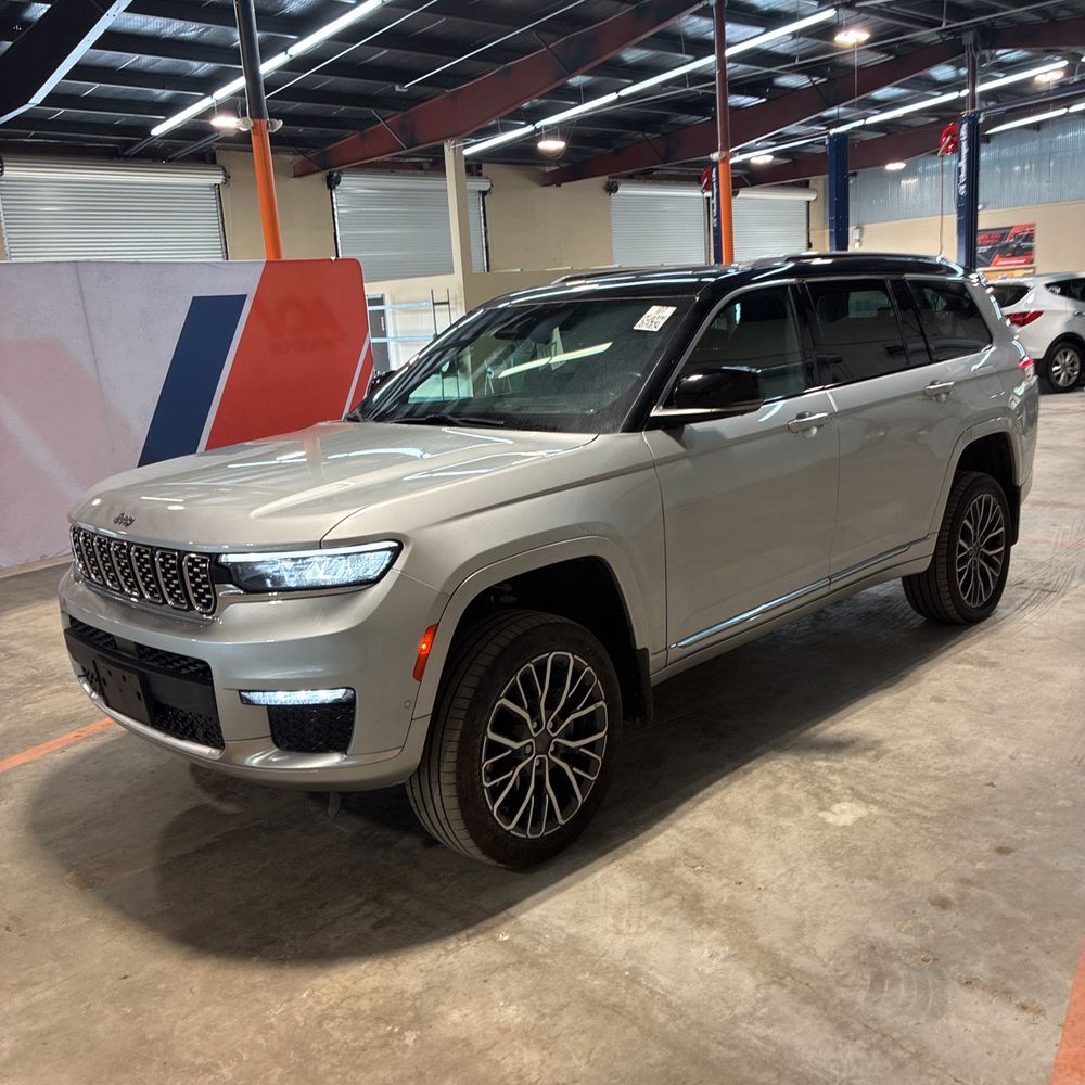 2022 Jeep Grand Cherokee L Summit