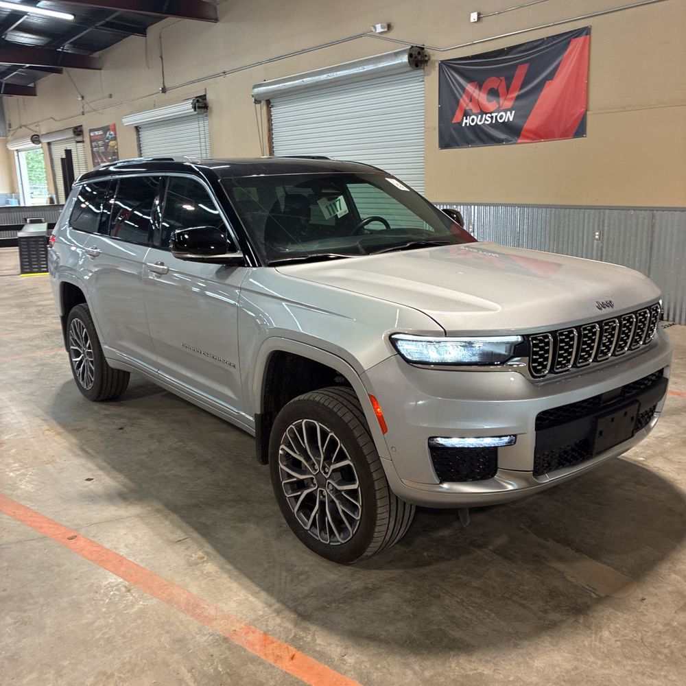 2022 Jeep Grand Cherokee L Summit
