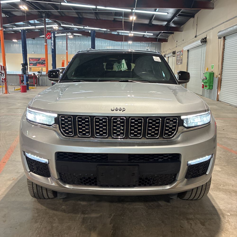 2022 Jeep Grand Cherokee L Summit