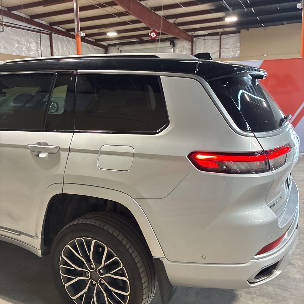 2022 Jeep Grand Cherokee L Summit