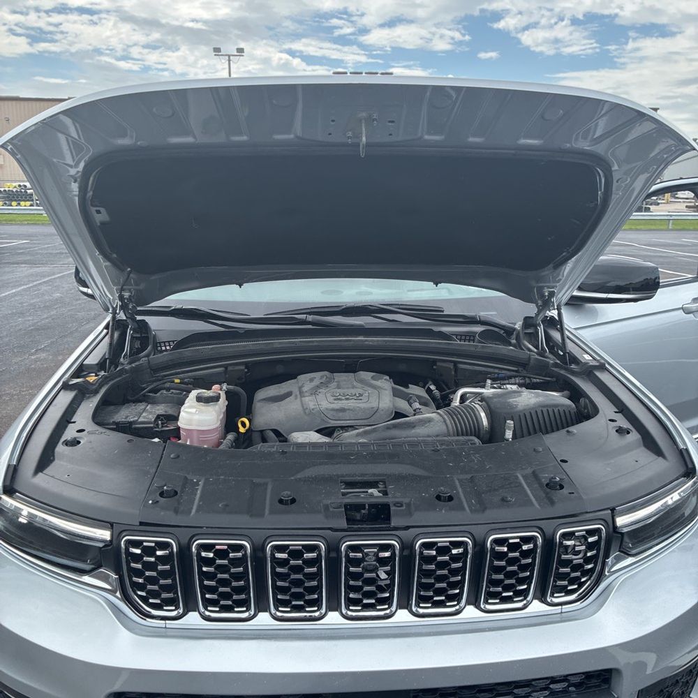 2022 Jeep Grand Cherokee L Summit