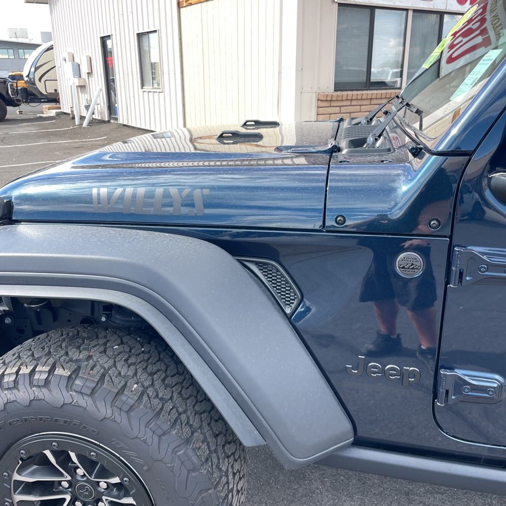 2025 Jeep Wrangler Willys