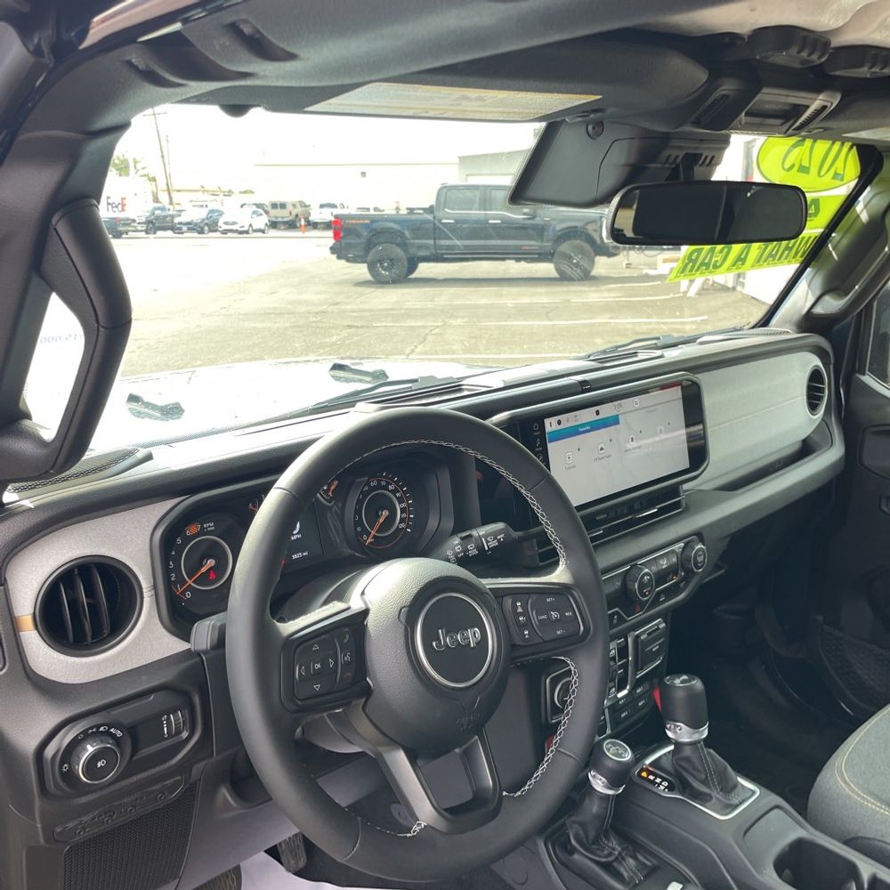 2025 Jeep Wrangler Willys