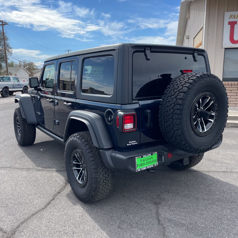 2025 Jeep Wrangler Willys