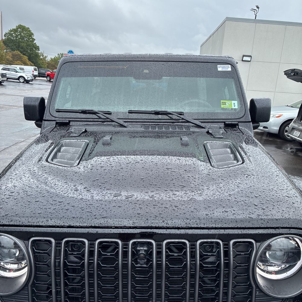 2024 Jeep Wrangler Rubicon X