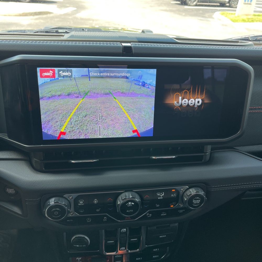 2024 Jeep Wrangler Rubicon X