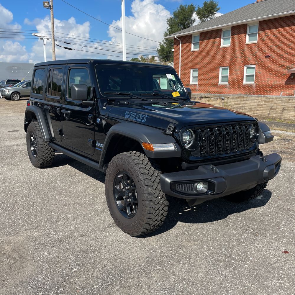 2025 Jeep Wrangler Willys 4xe