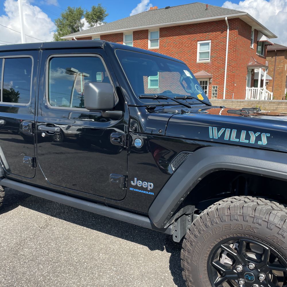 2025 Jeep Wrangler Willys 4xe