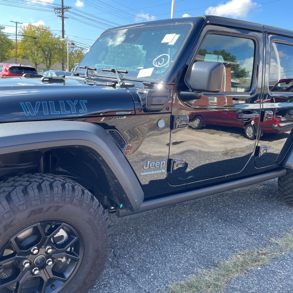 2025 Jeep Wrangler Willys 4xe