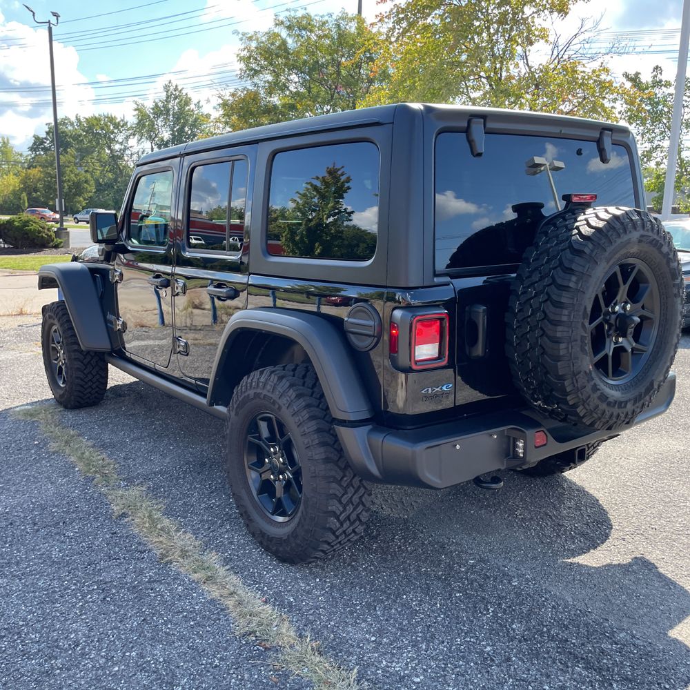 2025 Jeep Wrangler Willys 4xe