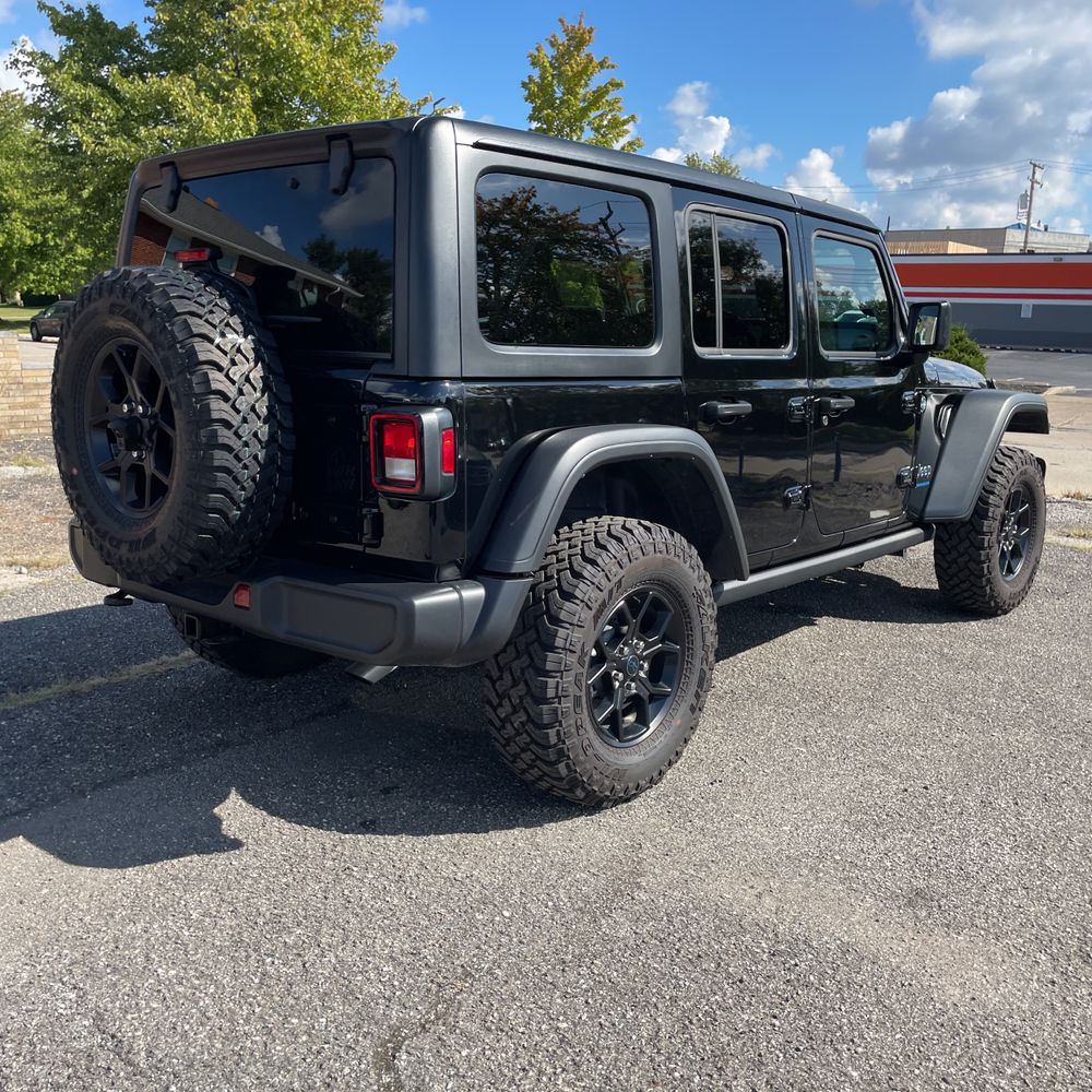 2025 Jeep Wrangler Willys 4xe